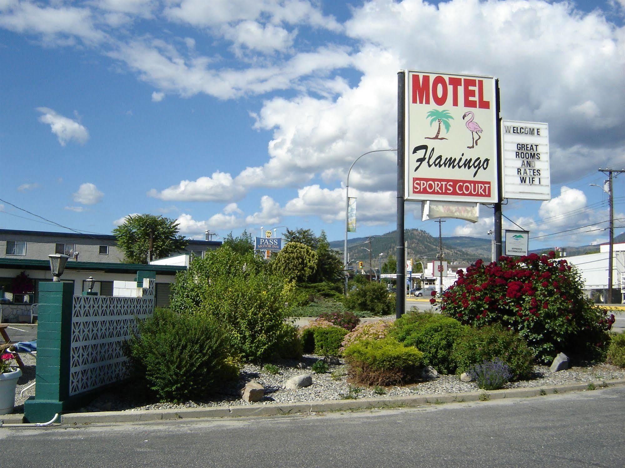 Flamingo Motel Пентіктон Екстер'єр фото